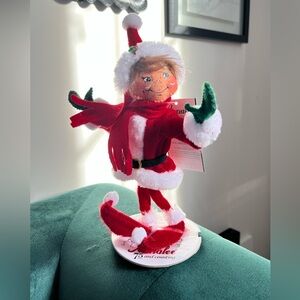 NWT Annalee Very Merry Red Elf 8”
